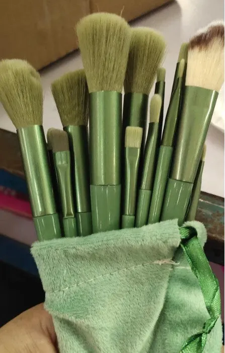 13Pcs  Makeup Brush Set Make Up Concealer Brush Blush Powder Brush Eye Shadow Highlighter Foundation Brush Cosmetic Beauty Tools