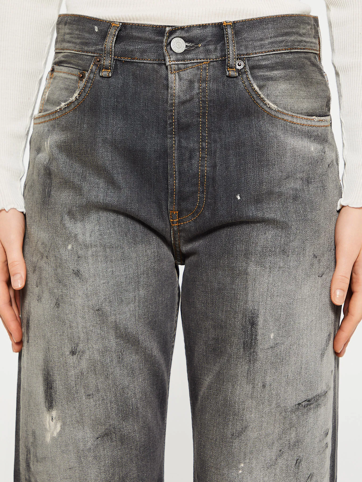 2021F Loose Fit Jeans in Black Trafalgar