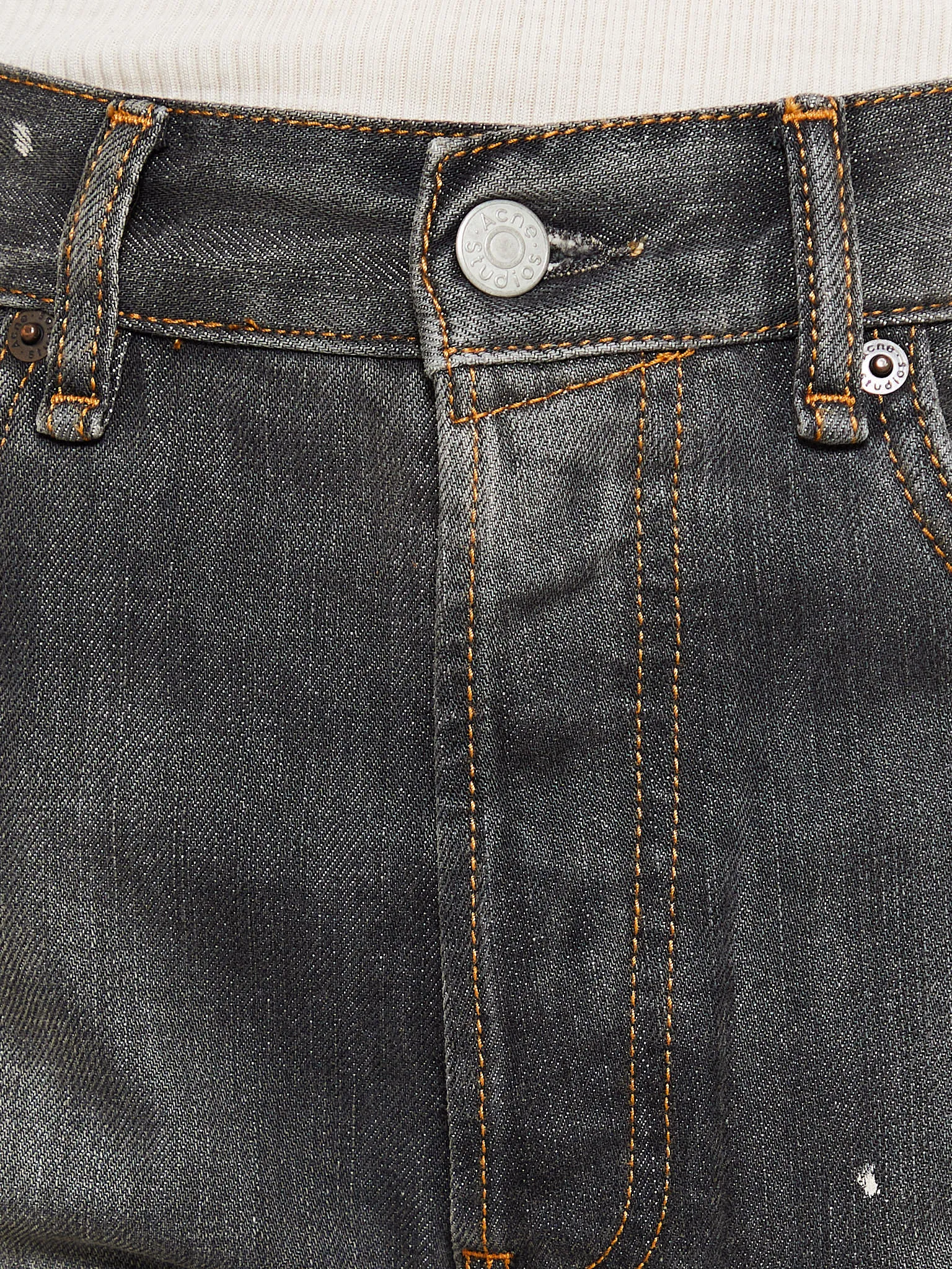2021F Loose Fit Jeans in Black Trafalgar