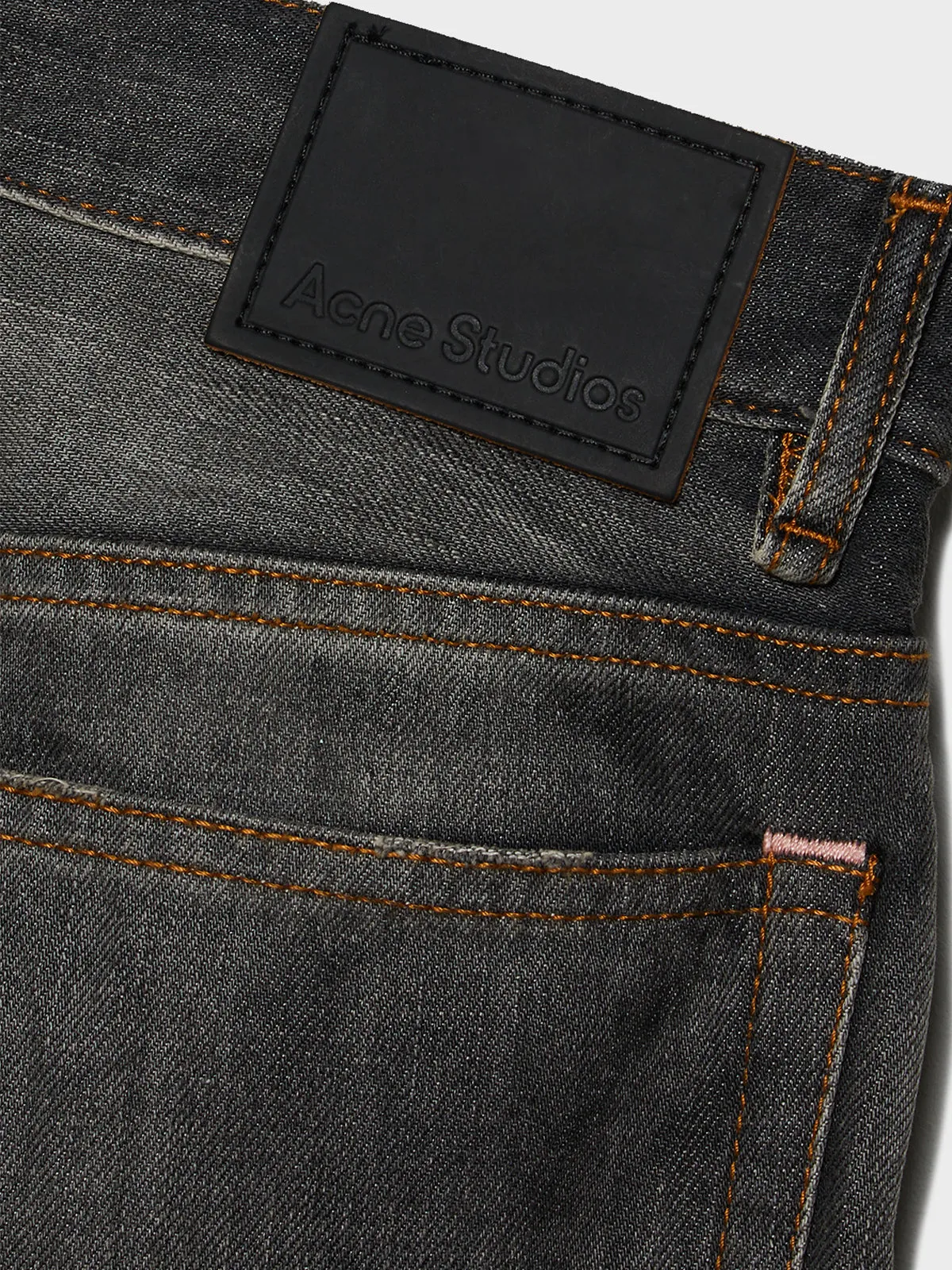 2021F Loose Fit Jeans in Black Trafalgar