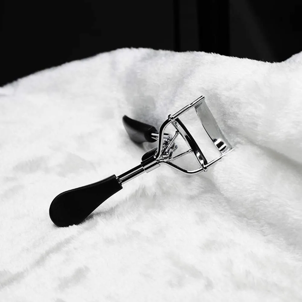 AKOAK 1 Pack Portable Beauty Wide Angle Eyelash Curler Makeup Tool Accessories for Women