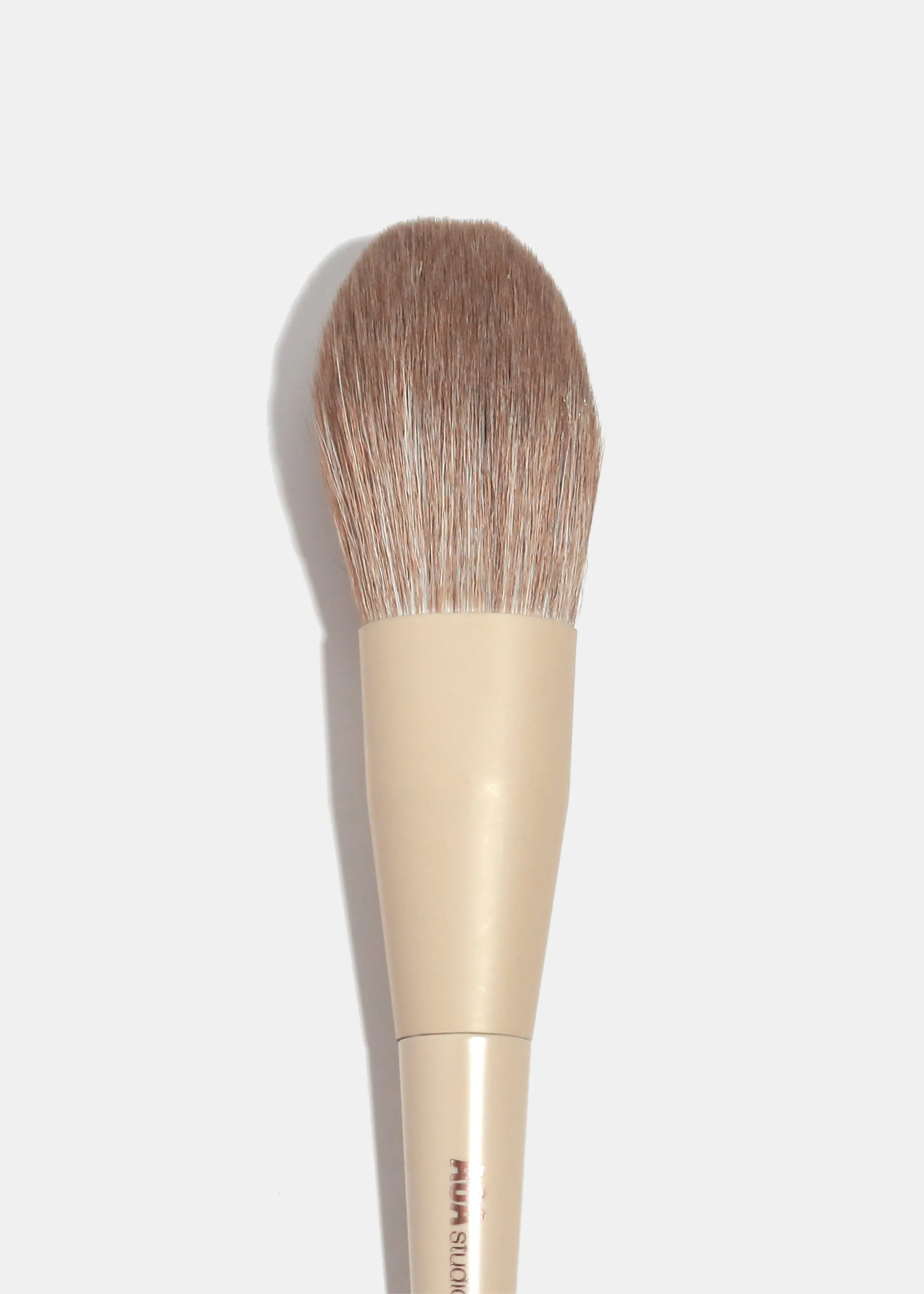 AOA Hero Single Brush – F28 Large Face Brush