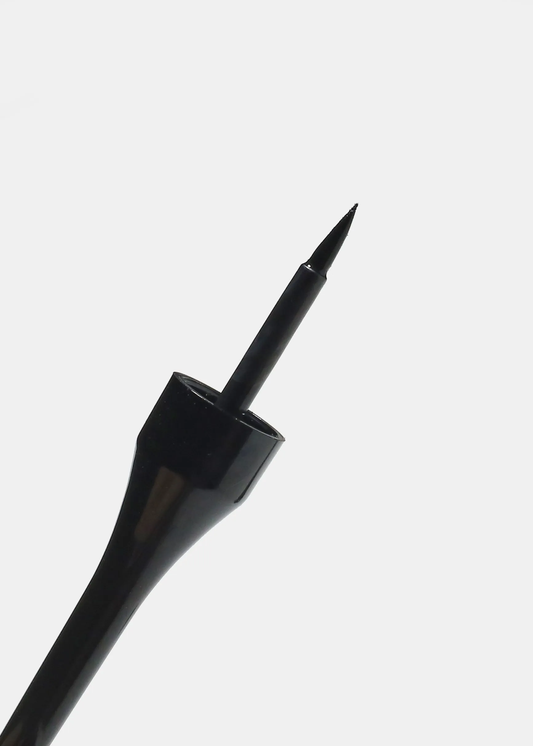 AOA Muse Liquid Eyeliner