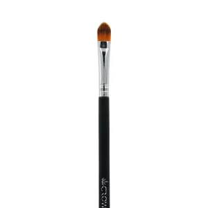 C469 Precision Concealer Brush