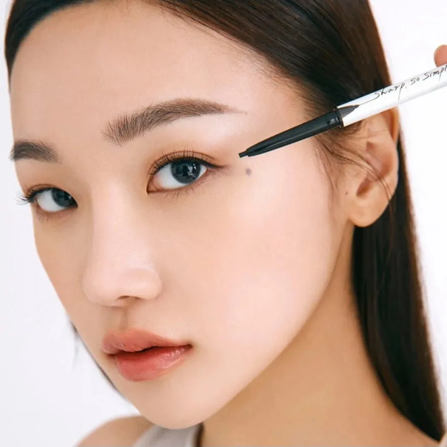 Clio Sharp So Simple Waterproof Eyeliner Pencil