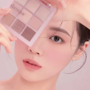 Dasique Eyeshadow Palette - 13 Cool Blending