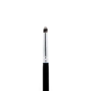 Deluxe Precision Crease Brush  SS020