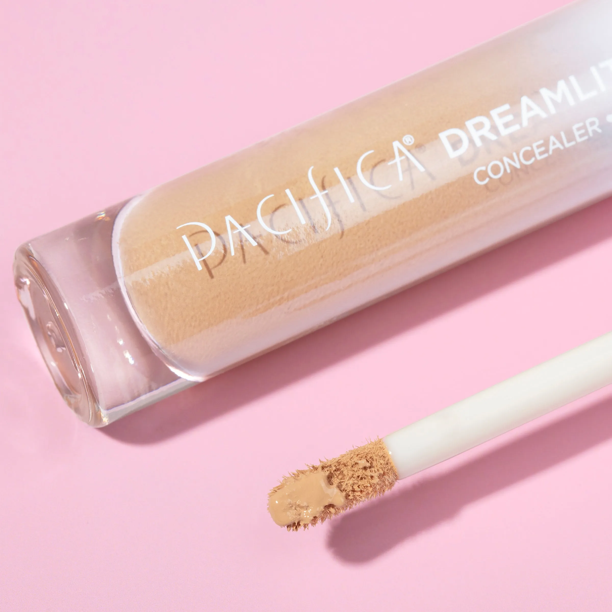 Dreamlit Glow Concealer