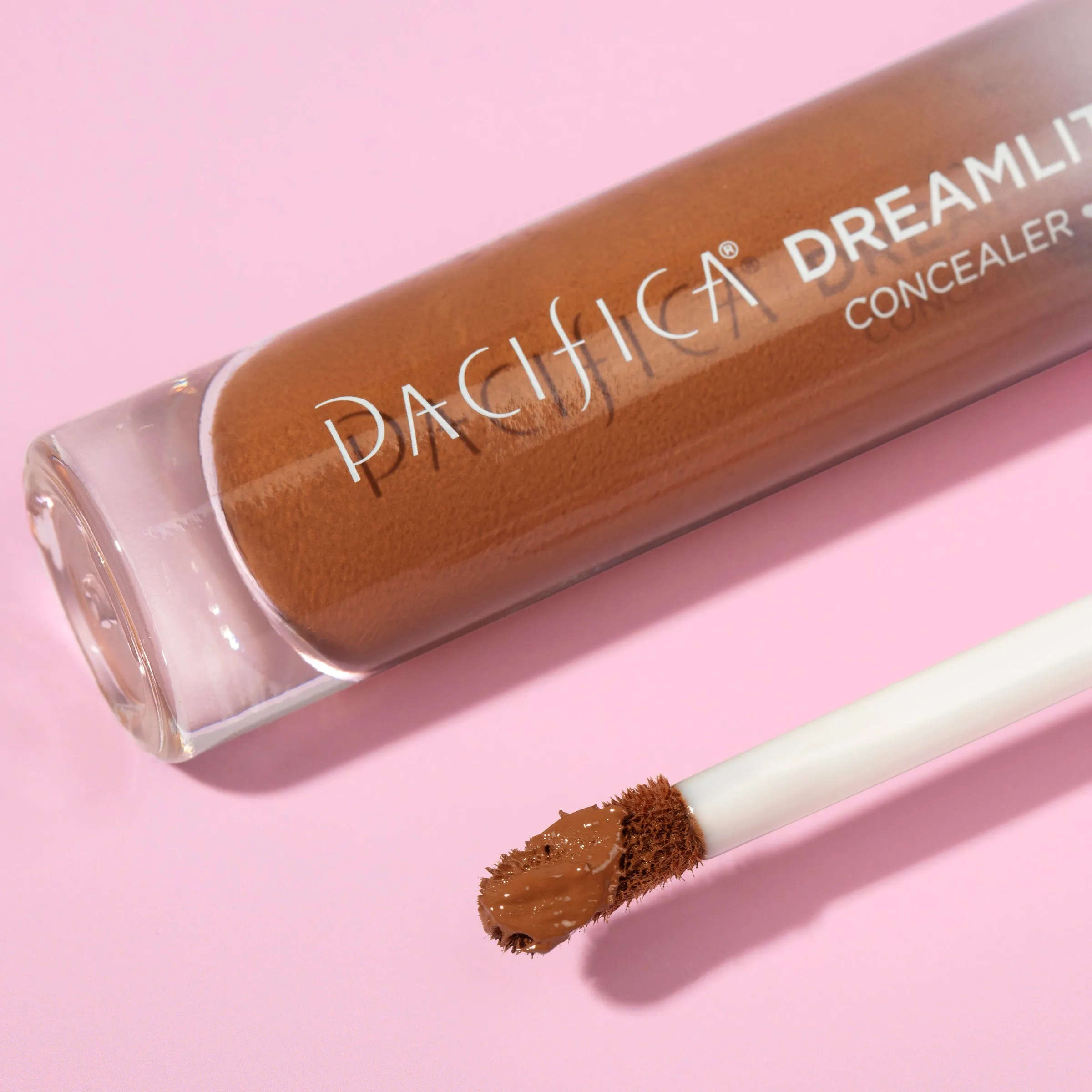 Dreamlit Glow Concealer