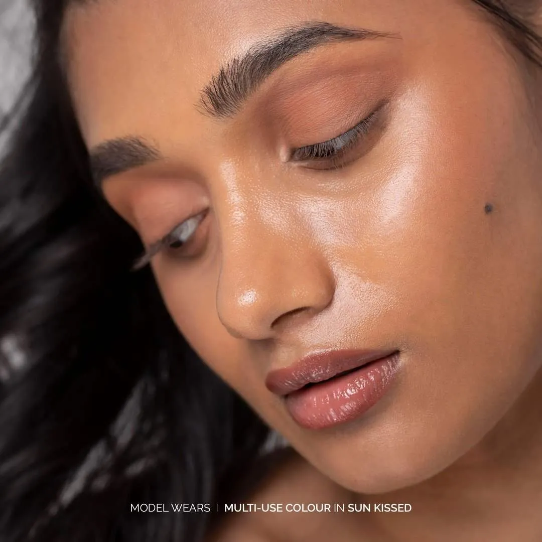 FITGLOW Beauty MULTI-USE PRESSED SHADOW   BLUSH COLOUR