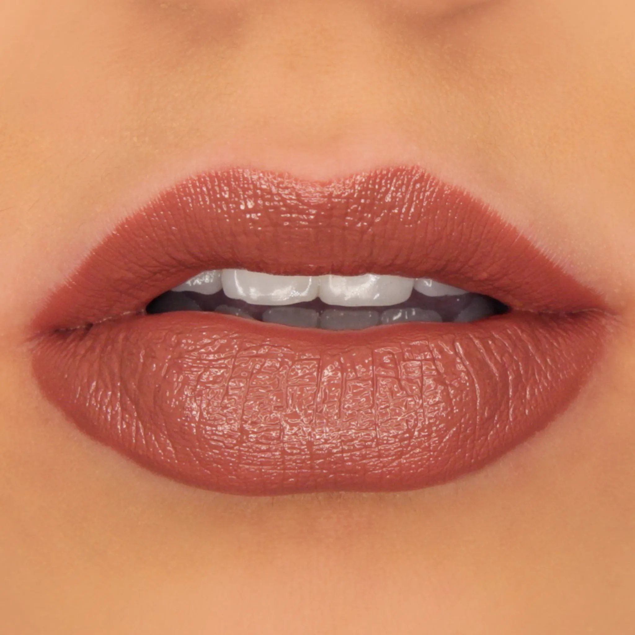 Fruit Pigmented® Pomegranate Oil Anti Aging Lipstick: Thistle