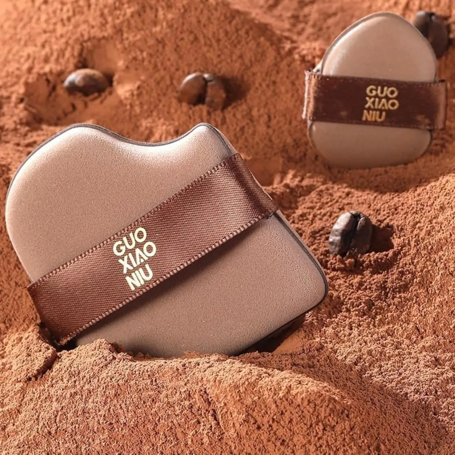Guo Xiao Niu Makeup Puff, 1 Box of 6 PCs Guoxiaoniu Chocolate Color Quick Makeup Foundation Puff Set, for Natural and Easy Makeup Soft Long-lasting and Beginner-Friendly (1 Box)