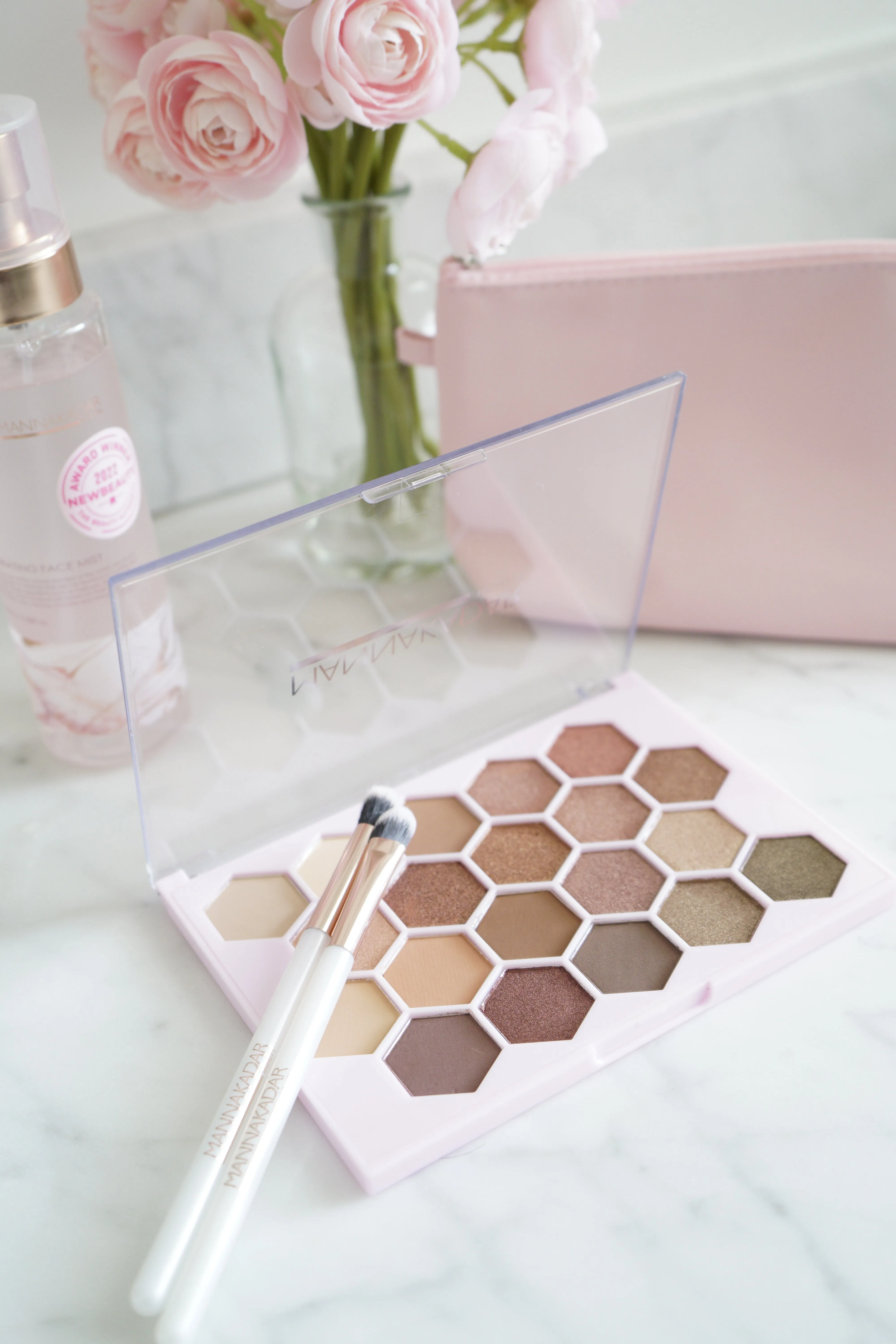 Honey Bee Eyeshadow Palette