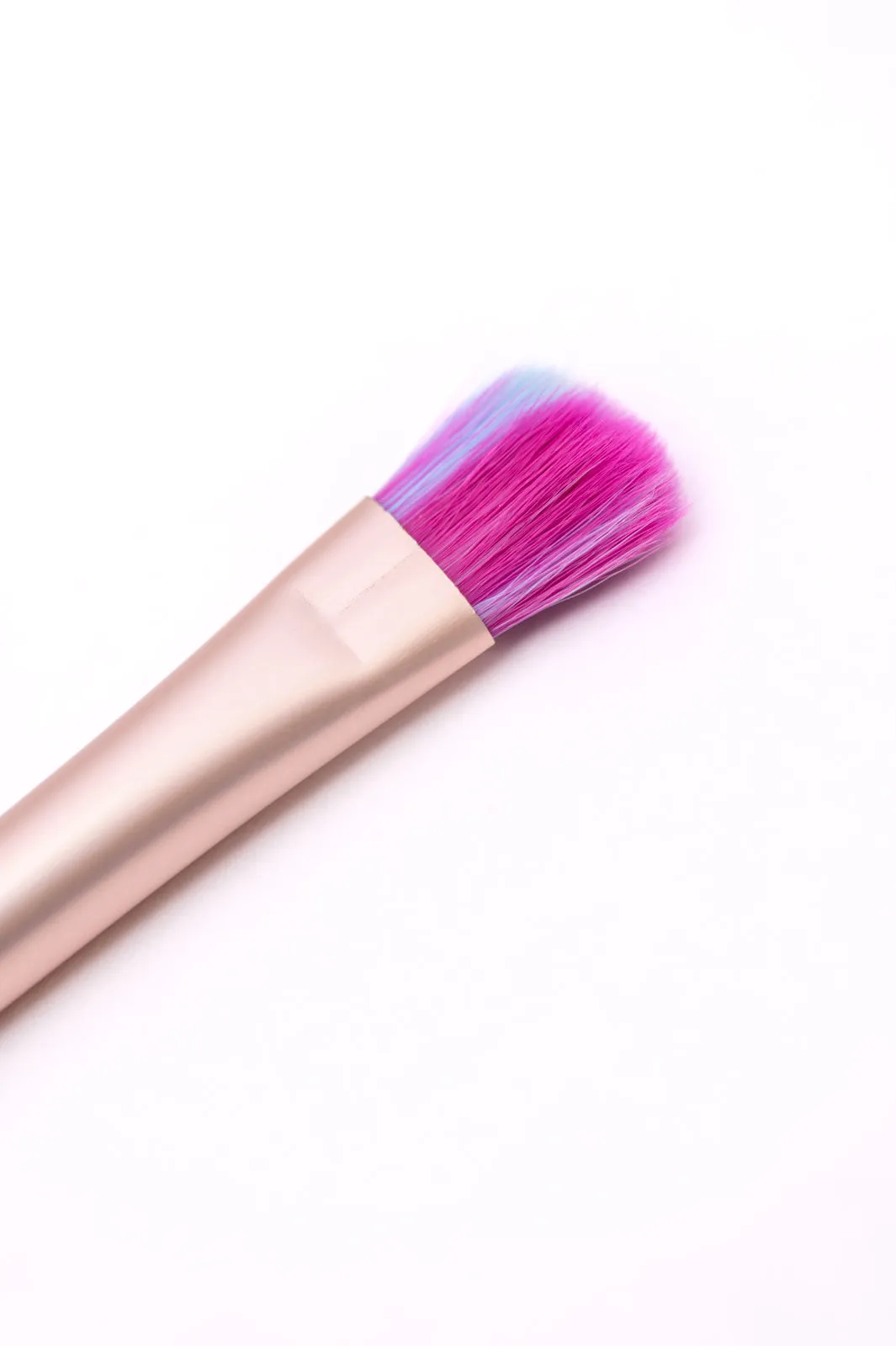 Iridescent Eyeshadow Brush
