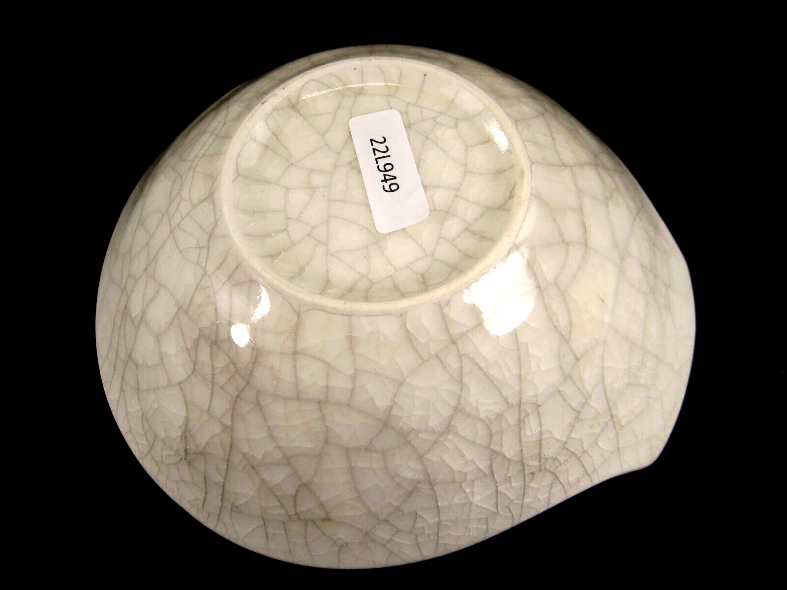 Japanese Crackel Finish Ceramic White & Tan Condiment Bowl