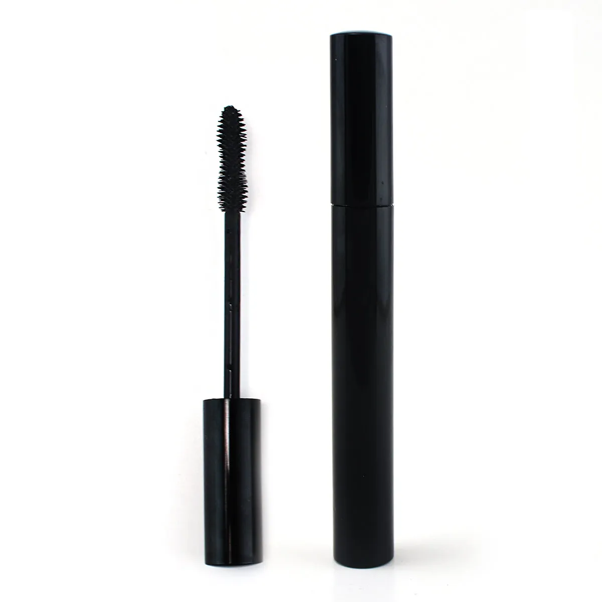 Lash Lengthening Mascara Regular and Waterproof