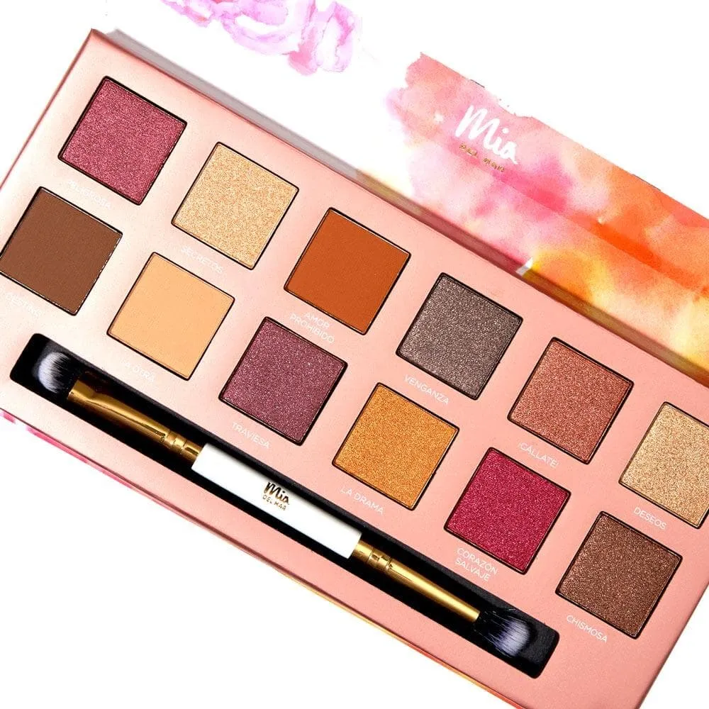 Novelera Eyeshadow Palette   Dual Ended Brush