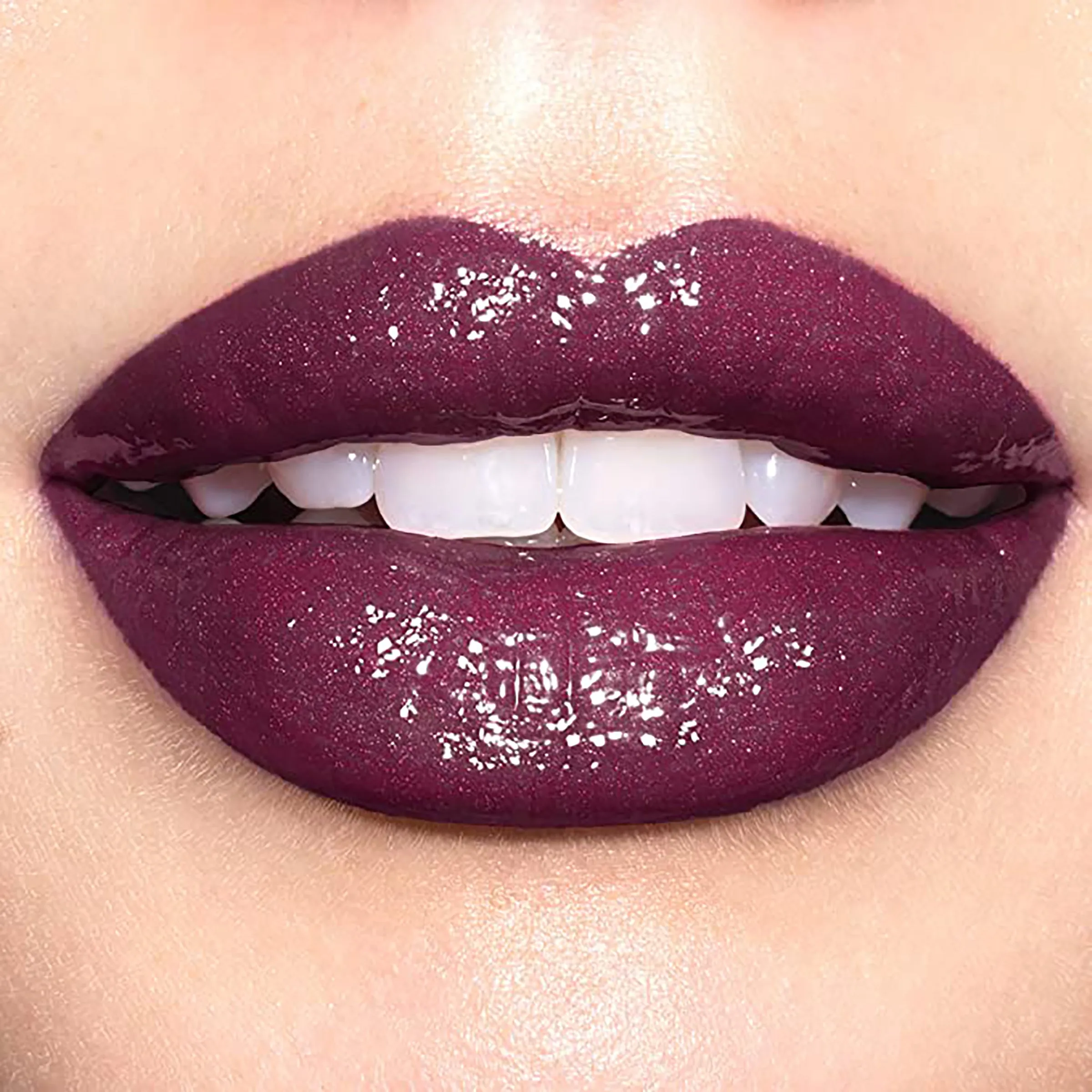 Revlon Super Lustrous™ Glass Shine Lipstick Black Cherry