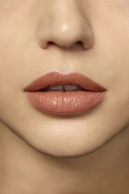 Rouge Essentiel Silky Crème Lipstick