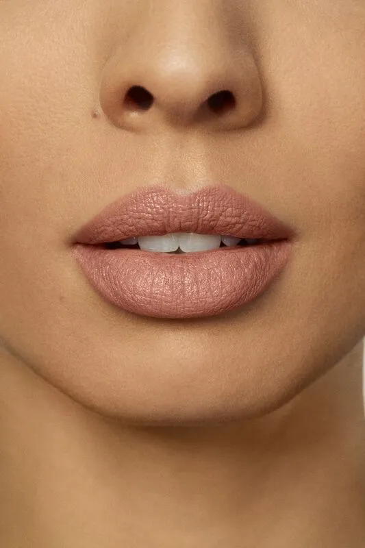 Rouge Essentiel Silky Crème Lipstick