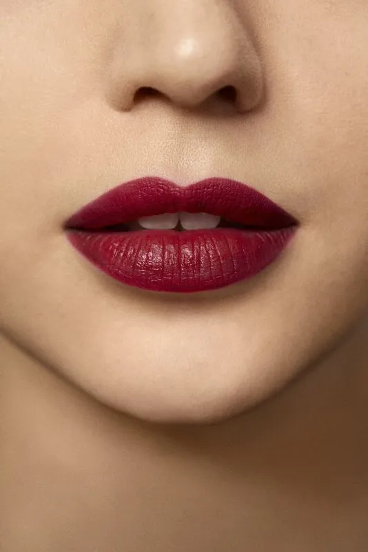 Rouge Essentiel Silky Crème Lipstick