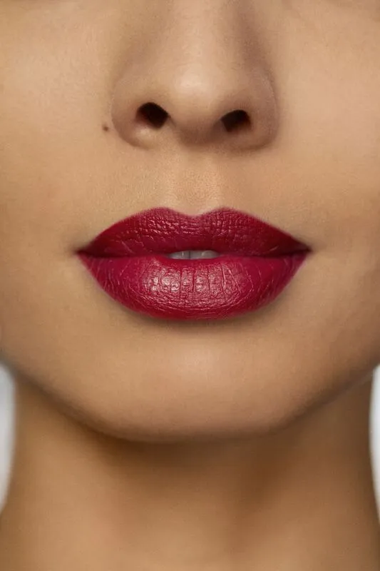 Rouge Essentiel Silky Crème Lipstick