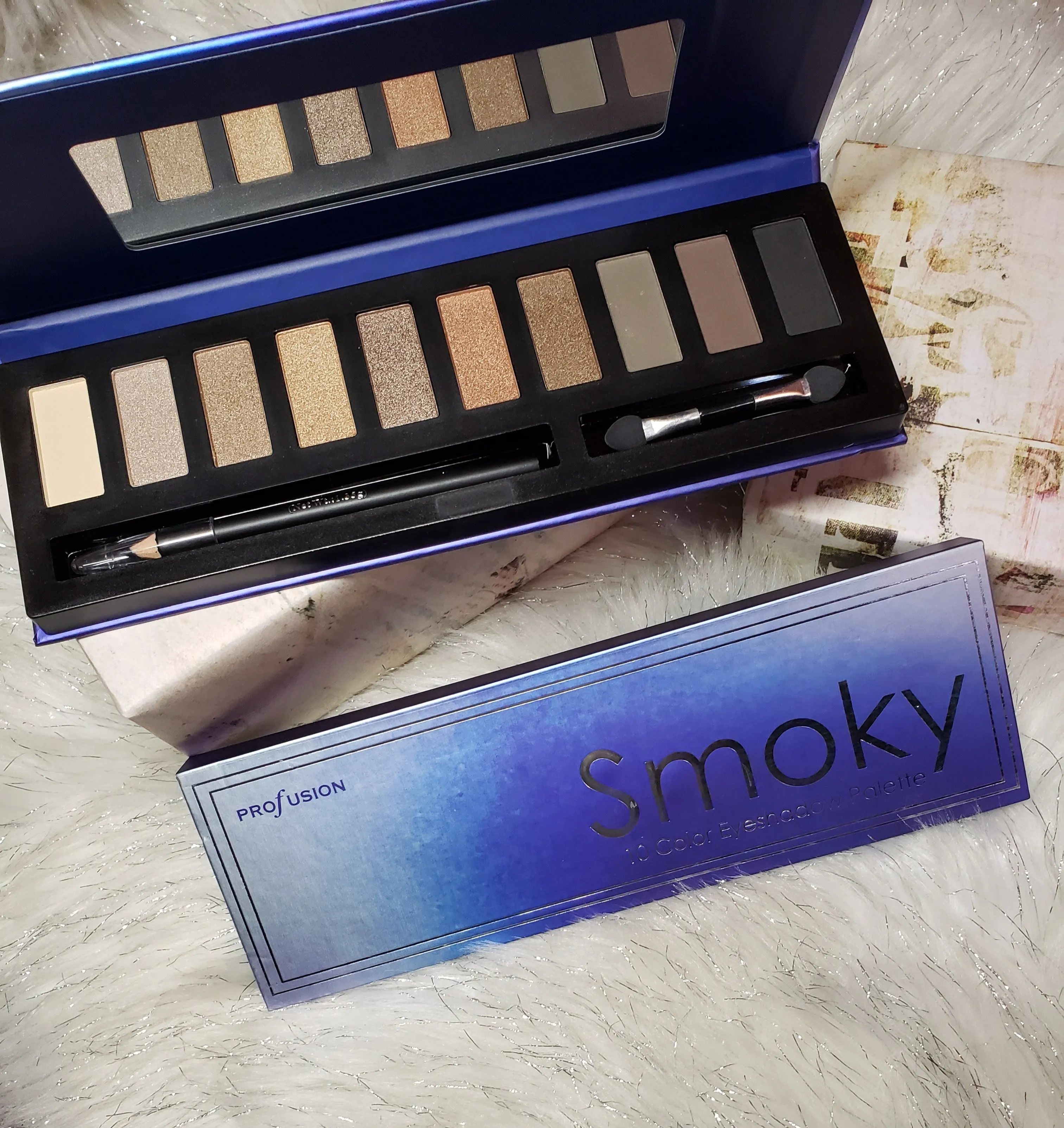 Smoky 10 color eyeshadow palette (Blue cover)
